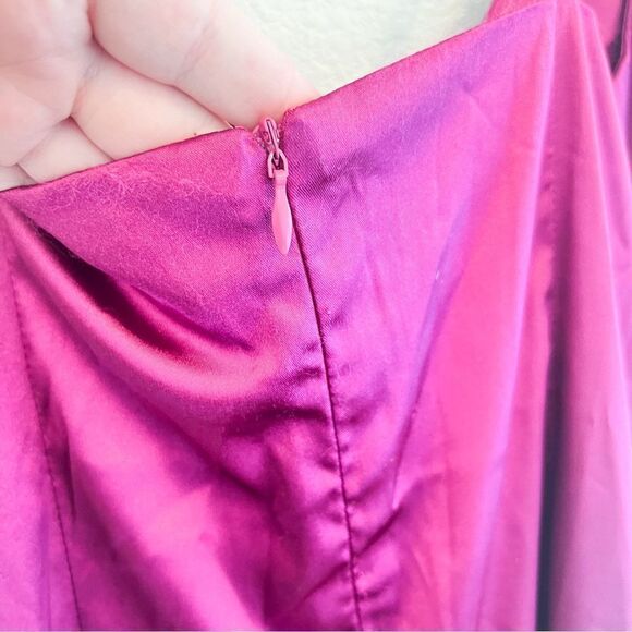 NWT Yaura Revolve Torera Satin Twist Cut Out Maxi Gown Dress Purple UK 12 US 8 - Picture 4 of 6